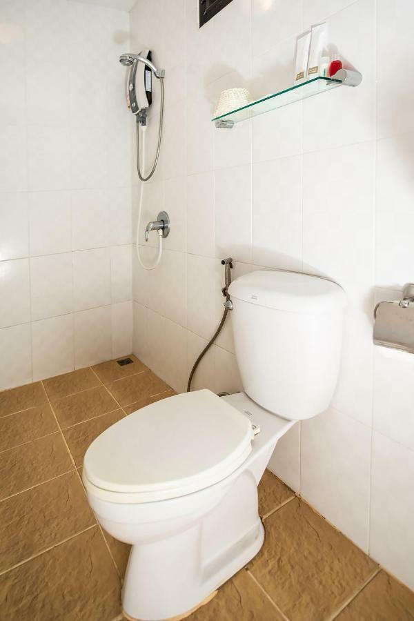 Oyo 345 The Click Guesthouse At Chalong Phuket Luaran gambar